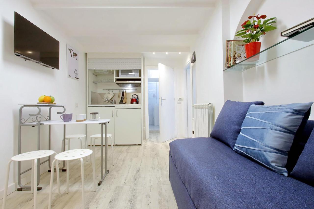 Ych-Confortevole Suite Al Colosseo Rome Buitenkant foto