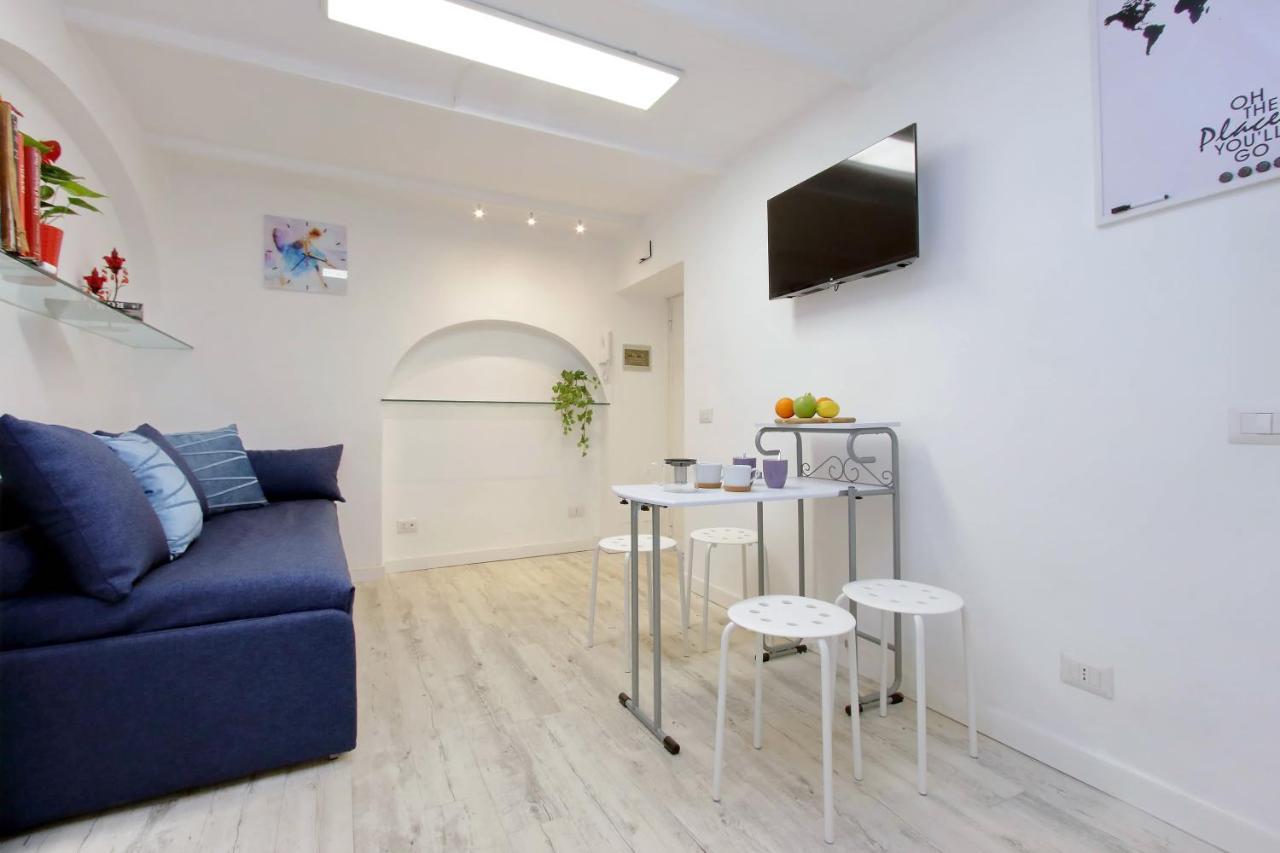 Ych-Confortevole Suite Al Colosseo Rome Buitenkant foto